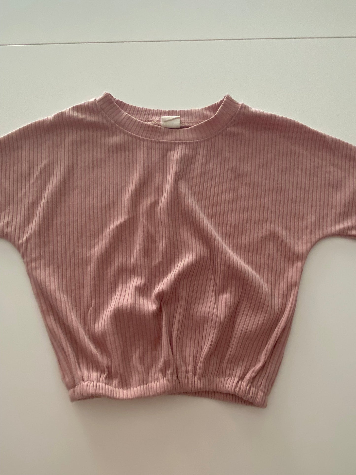 #117- Girls size 90/2T, dusty pink cropped shirt, ribbed, GUC,*reduced*