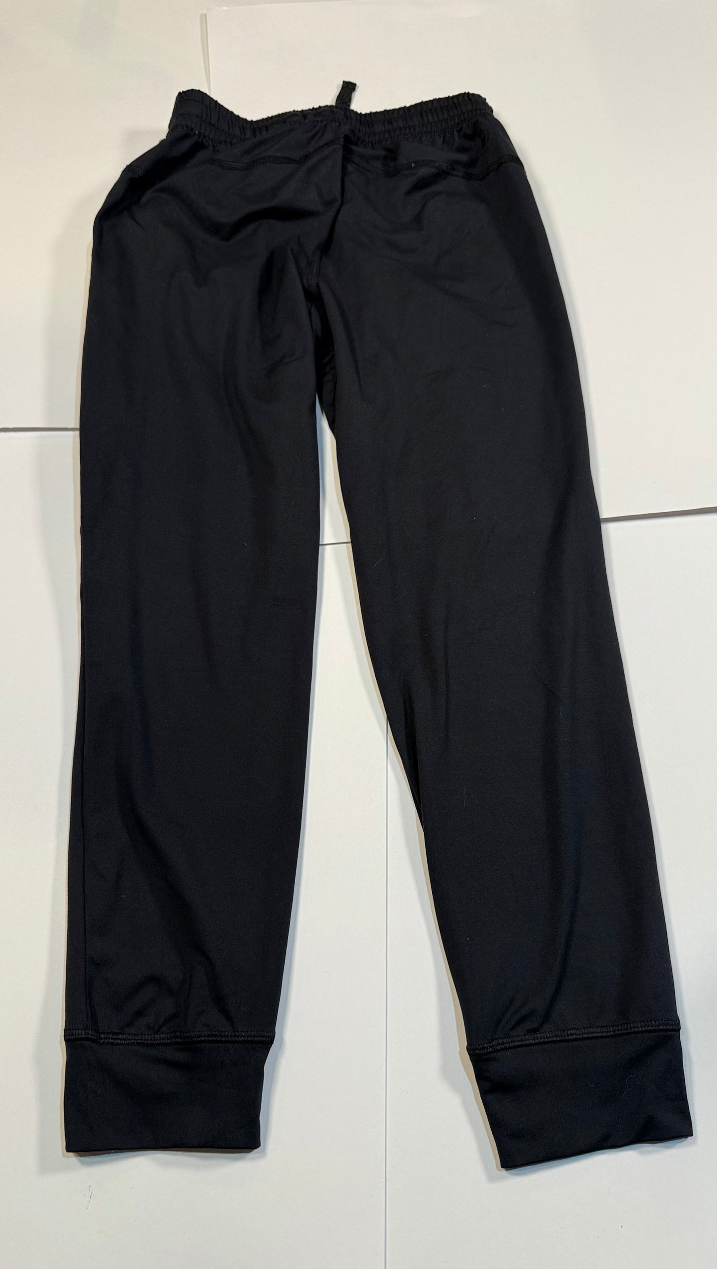 #180 Boys 8 All in Motion Jogger Bundle- Green, Black, Black Camo