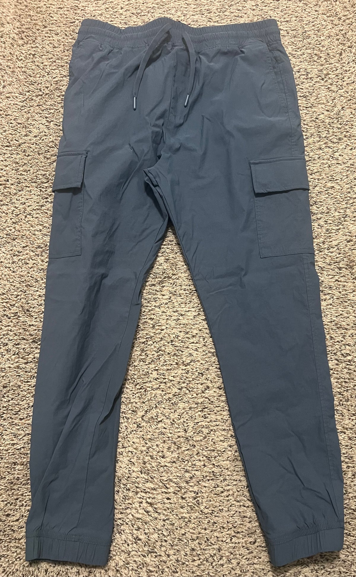 Seller #184 Women’s XL Kenneth Cole navy stretch cargo jogger pant