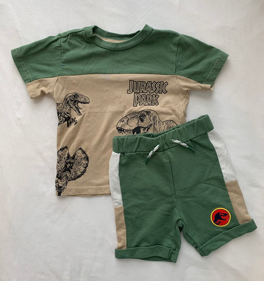 Seller #15 Boys 4T Jurassic Park Set