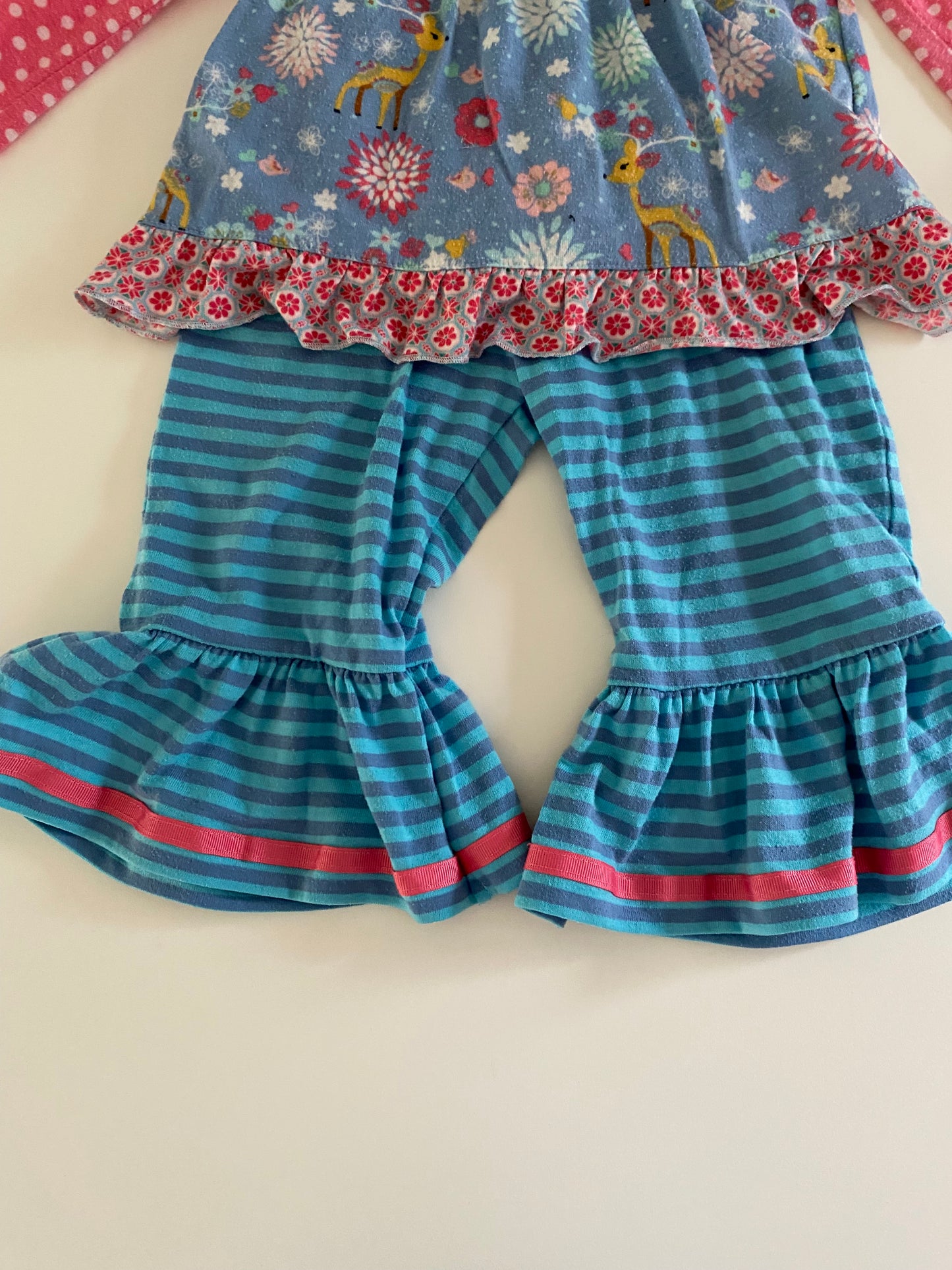 #84B-girls 12-18M, Matilda Jane blue reindeer pajama set, GUC