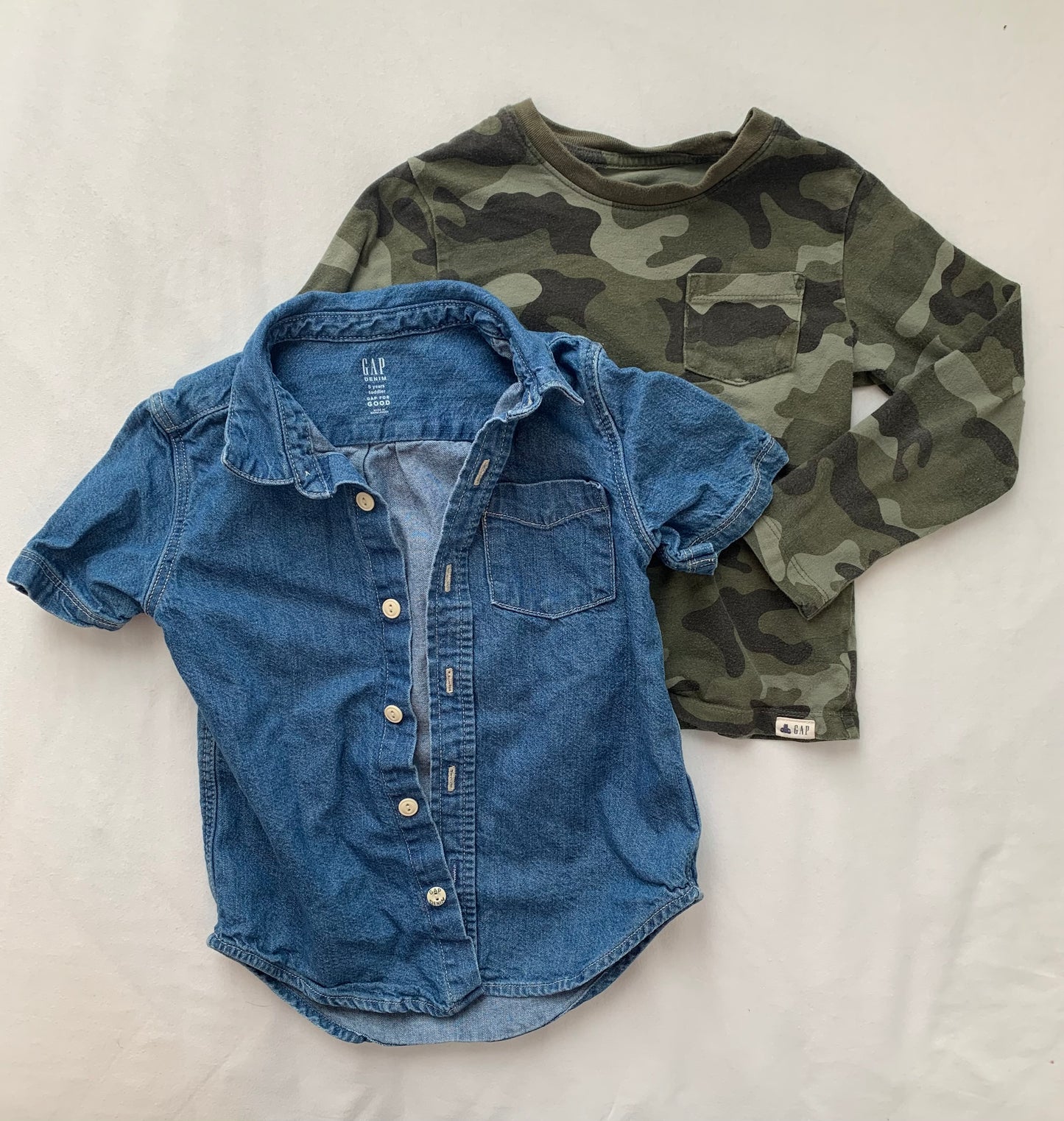 Seller #15 Boys 5 GAP Shirt Bundle