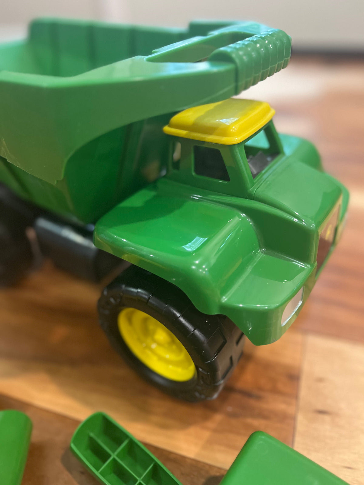 Seller #184 Girls Boys John Deer Dump Truck - 3T 4T 5T 4 5 6 - Brand New Christmas