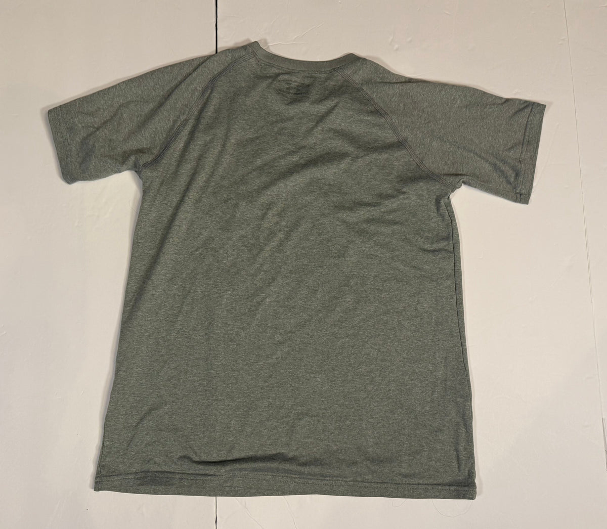 #141 Boys Large (14-16) Set of 2 Under Armour Athletic Shirts - Gray and Orange