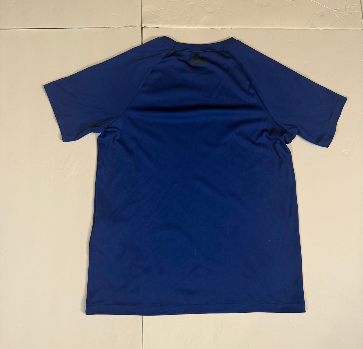 #141 Boys Medium (10-12) Set of 2 Under Armour Athletic Shirts - Blue and Black