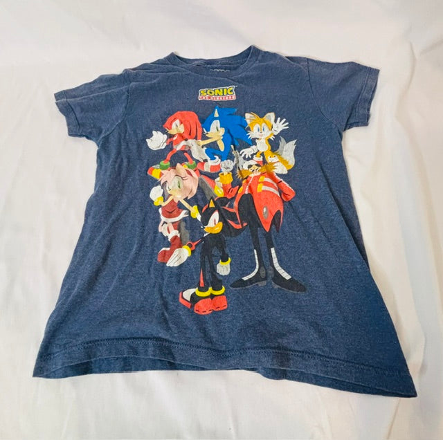 #90 Sonic the Hedgehog short-sleeve T-shirt    Kids size 4T