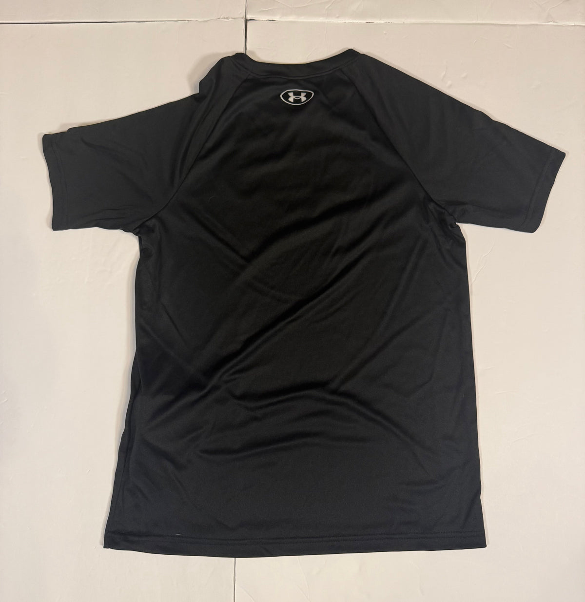 #141 Boys Medium (10-12) Set of 2 Under Armour Athletic Shirts - Blue and Black