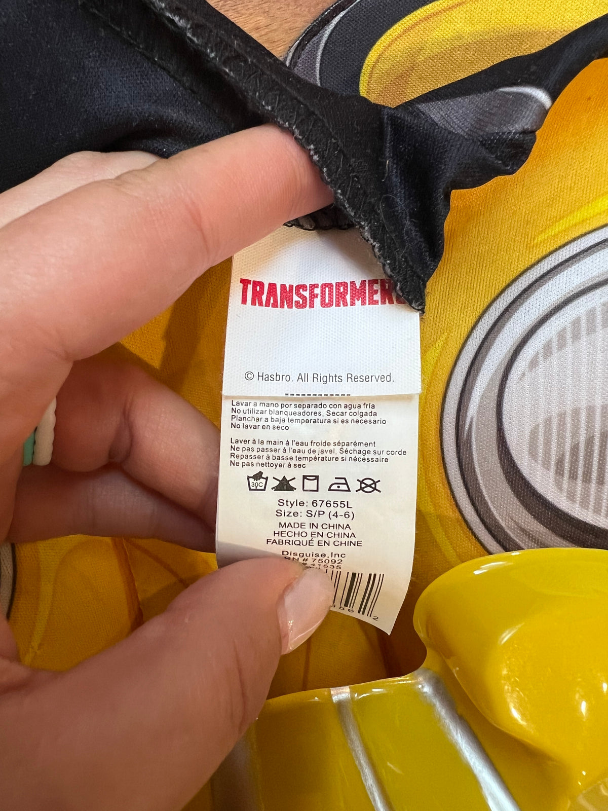 Seller #184 Boys Girls Size 4/5 Transformer bumblebee costume - slight pulling