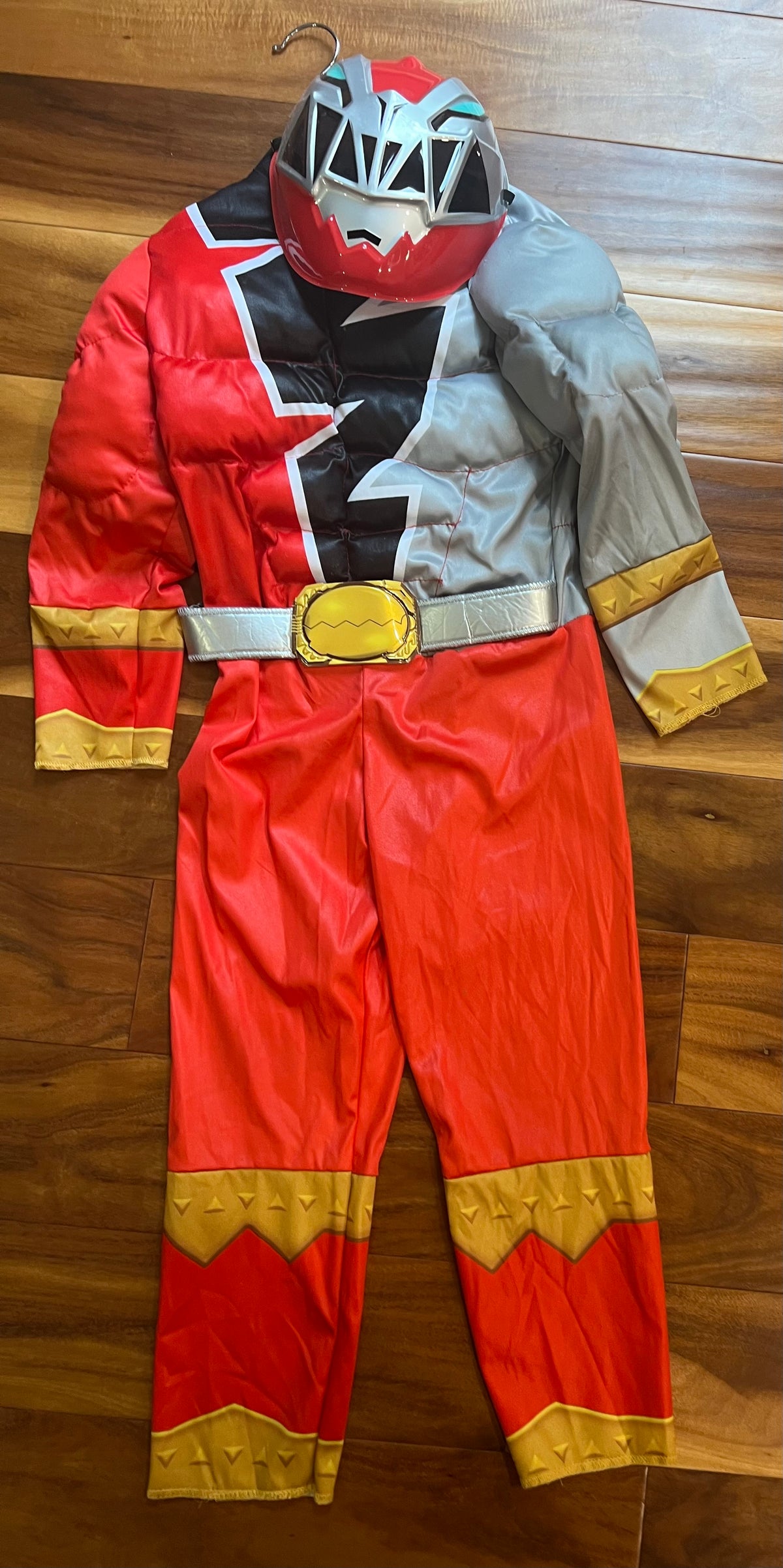 Seller #184 Boys Girls size 4/5 Power Ranger Dino Fury Costume