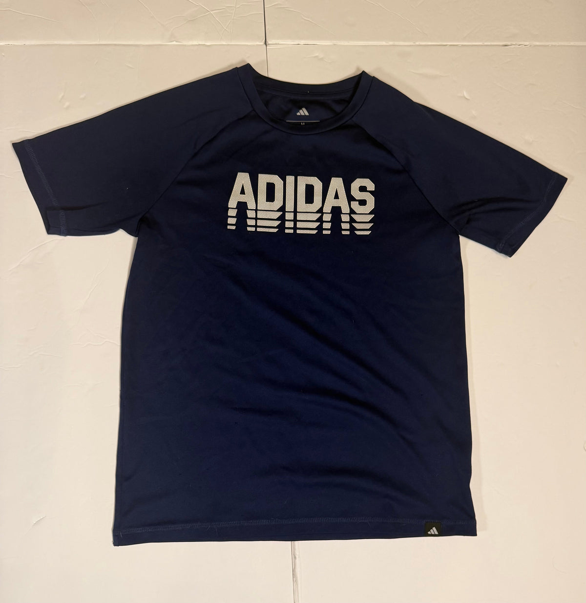 #141 Boys Medium 10-12 Adidas Athletic Shirt Set  - Red. Gray, Green and Navy