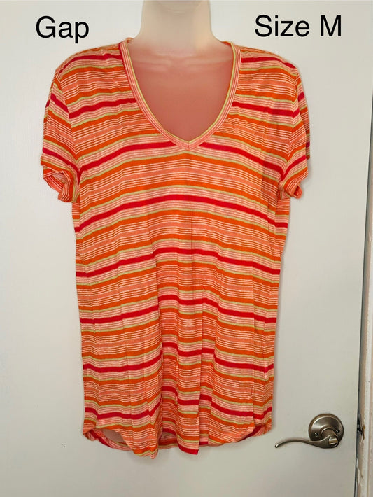 #186 Gap Maternity Orange Striped T-Shirt - size M - EUC