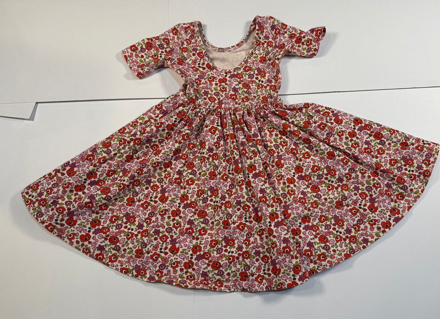 #180 Girls 5 Alice & Ames Floral Twirl Dress