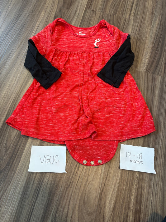 #138 - 12-18 Mo - VGUC UC Bearcats Red Bodysuit Twirl - PU 45236