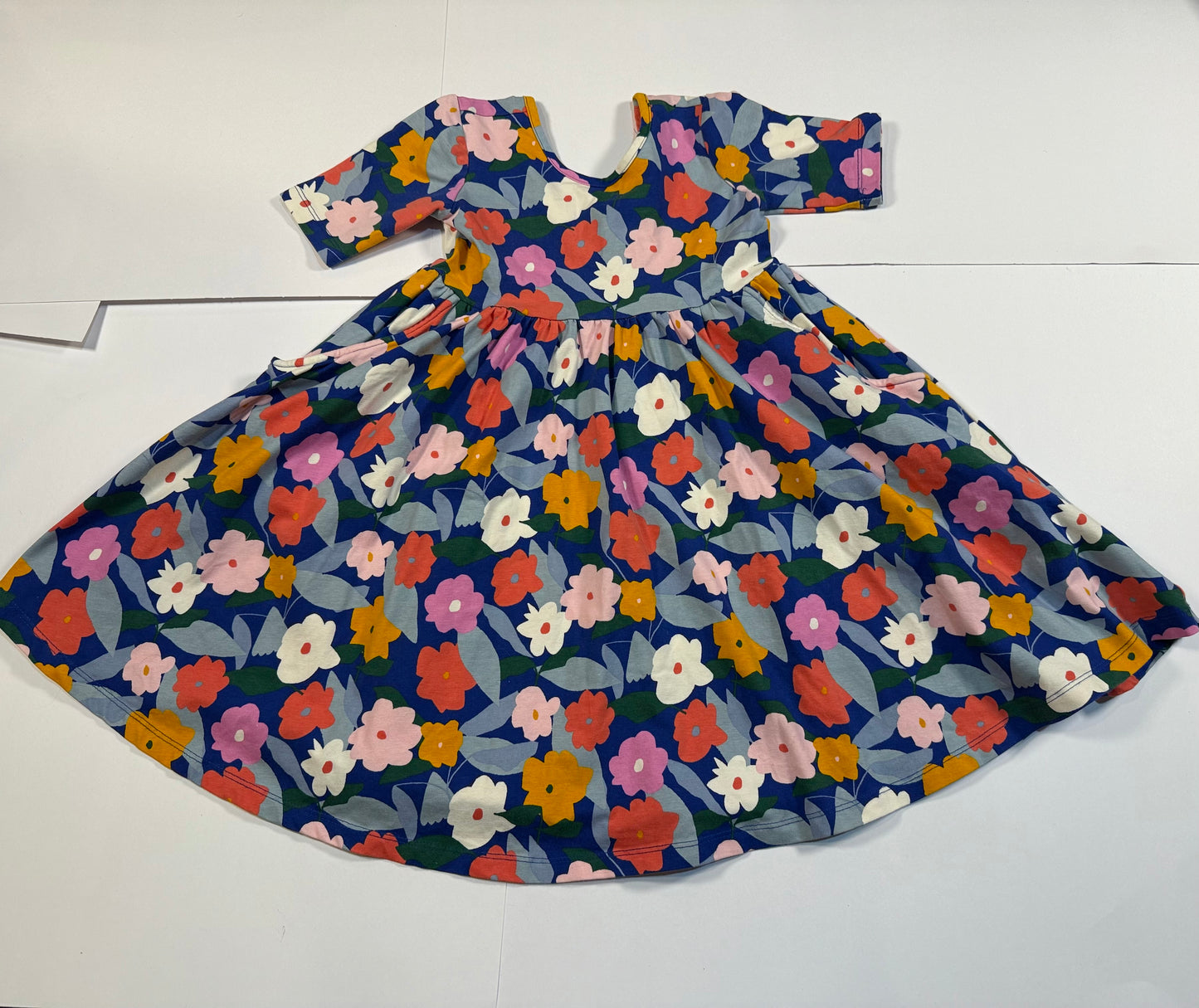#180 Girls 110 (US 5) Hanna Andersson Floral Twirl Dress with Pockets