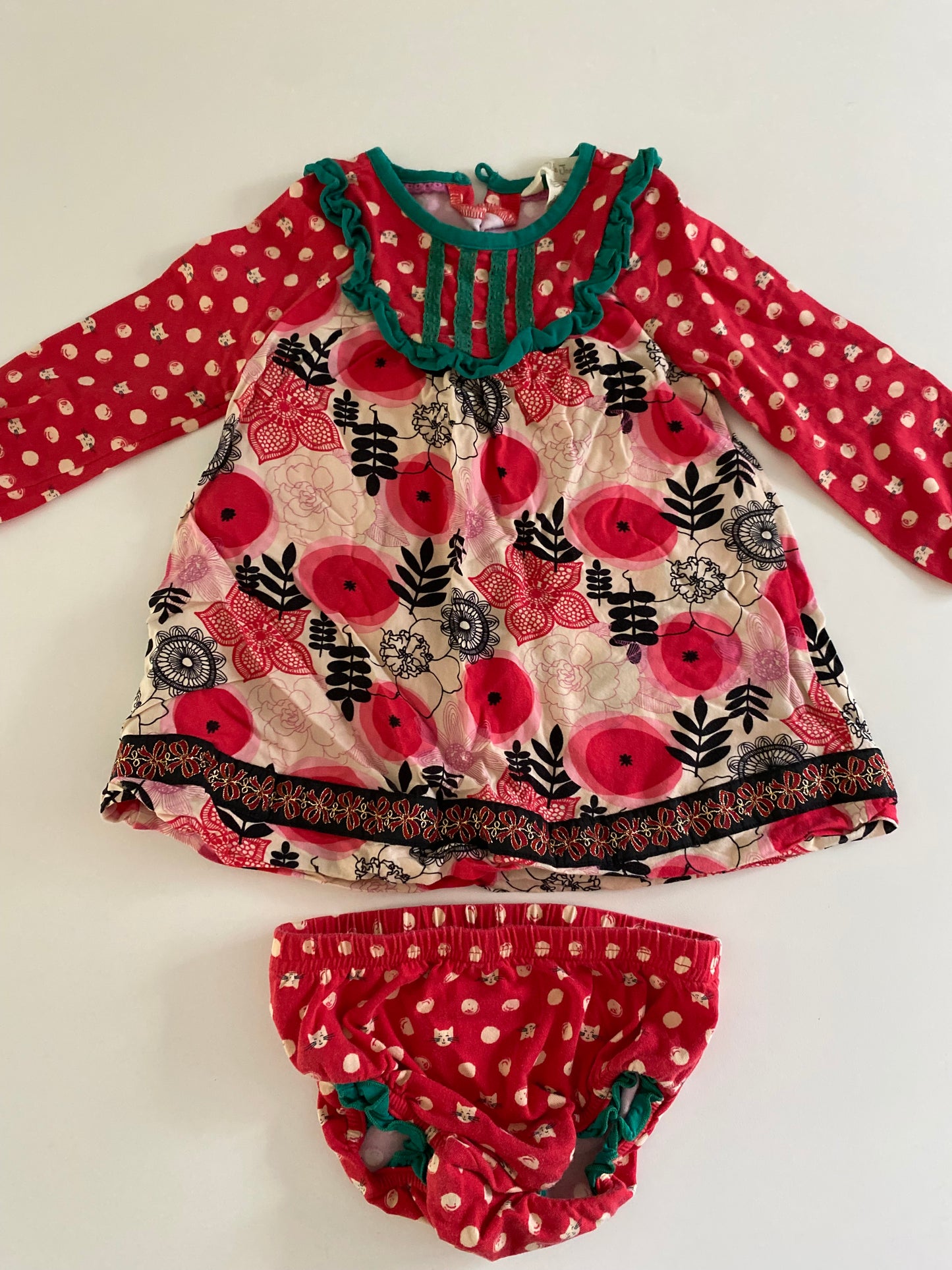 #84B- Girls 12-18M, Matilda Jane red floral kitty tunic, GUC