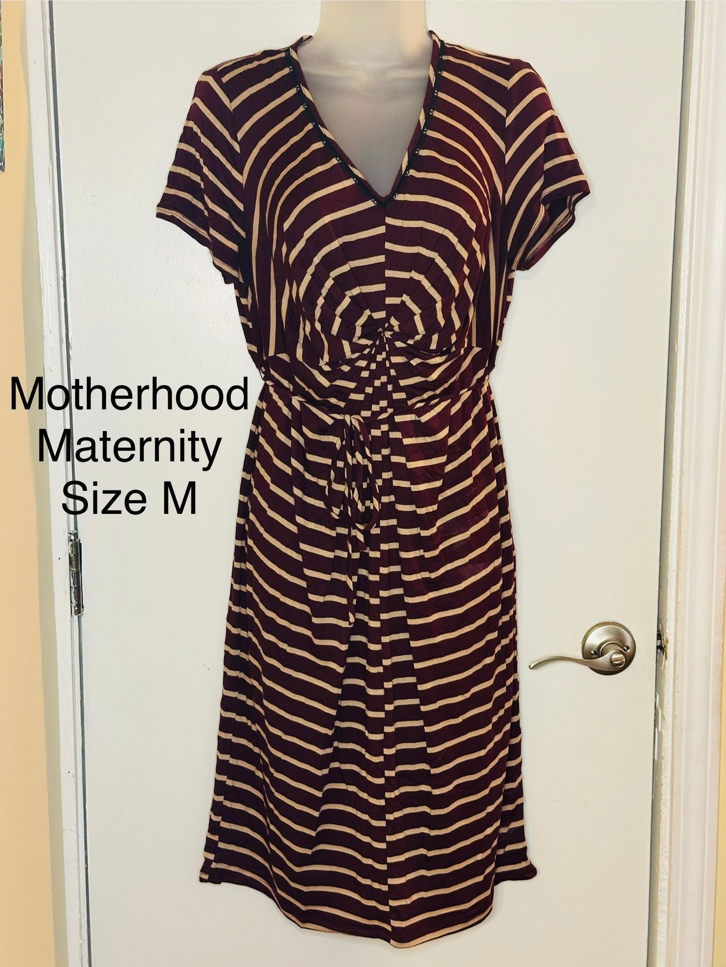 #94 Motherhood Maternity Marroon Striped Dress - size M - EUC