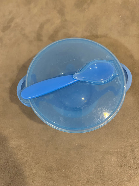 Seller 128 - Nuby Travel Bowl with Lid and Spoon
