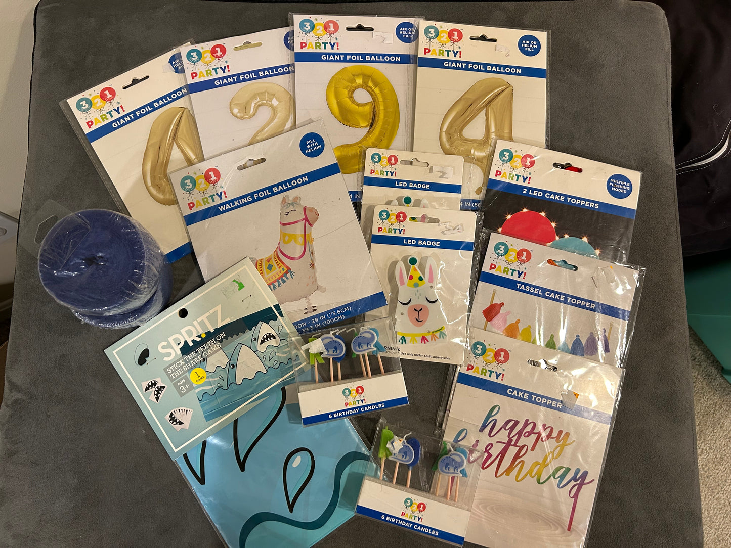 Seller 128 - Party Supply Bundle