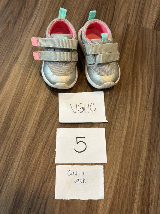 #138 - 5 - VGUC Cat & Jack - Grey Gym Shoes - PU 45236