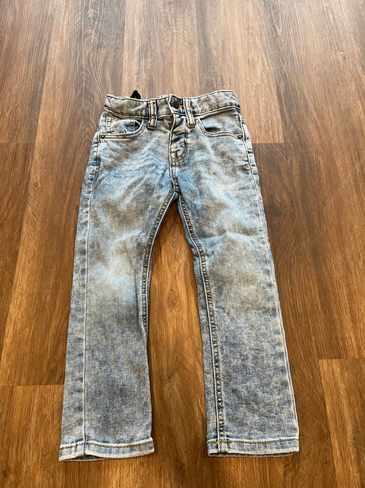 #24 size 4 cat and jack jeans