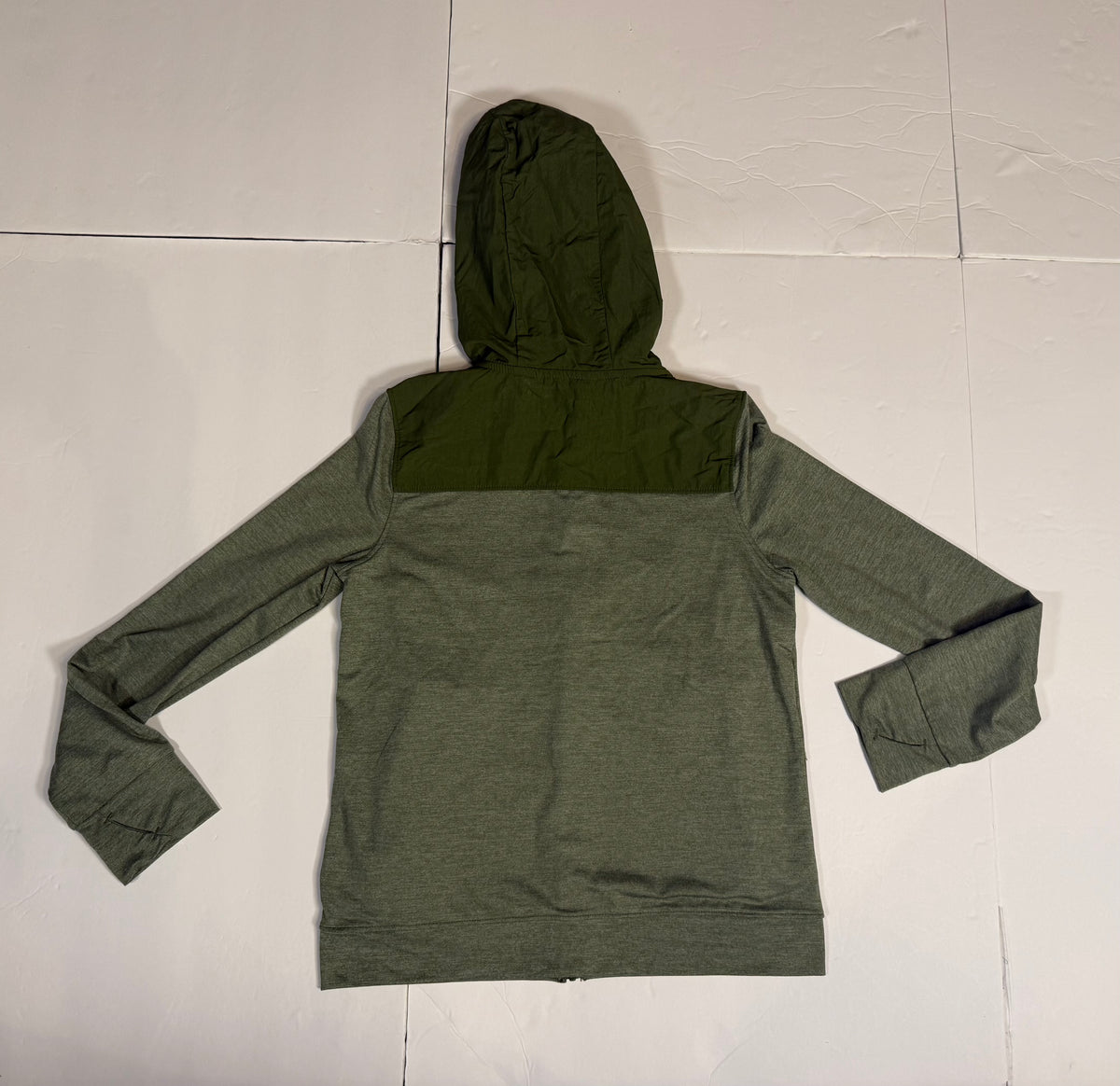 #141 Boys Large 10-12 All in Motion Athletic Hoodie with Thumb Hole - Green