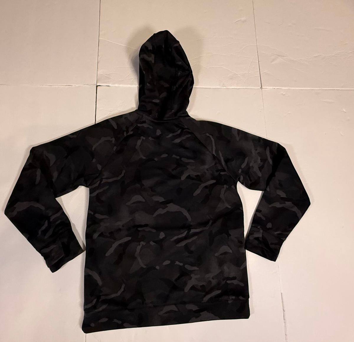 #141 Boys Large 10-12 All in Motion Athletic Hoodie Sweatshirt with Thumb Hole - Gray Camo