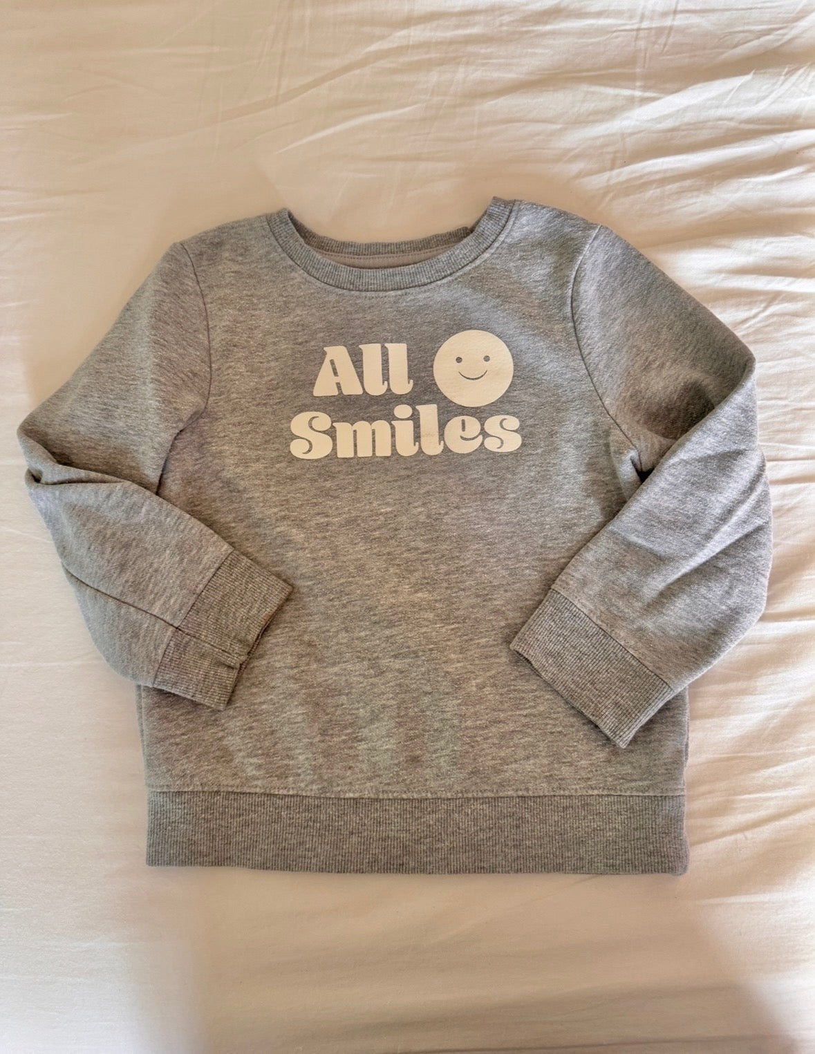 #127 Cat & Jack All Smiles Sweatshirt Girls 3T