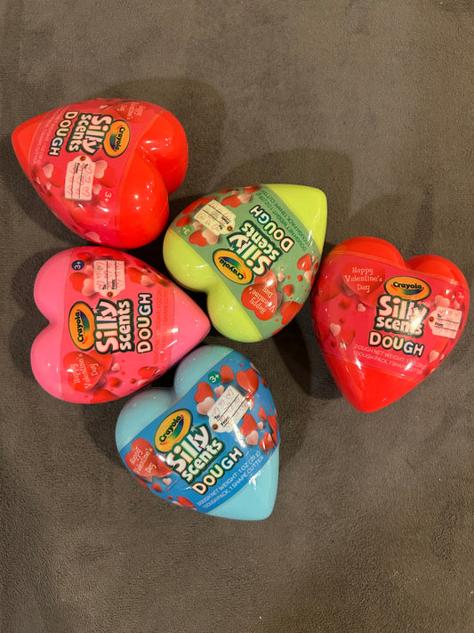 Seller 128 - Silly Scents Dough Valentine's Packs (dough and cutter) (3 of 5)