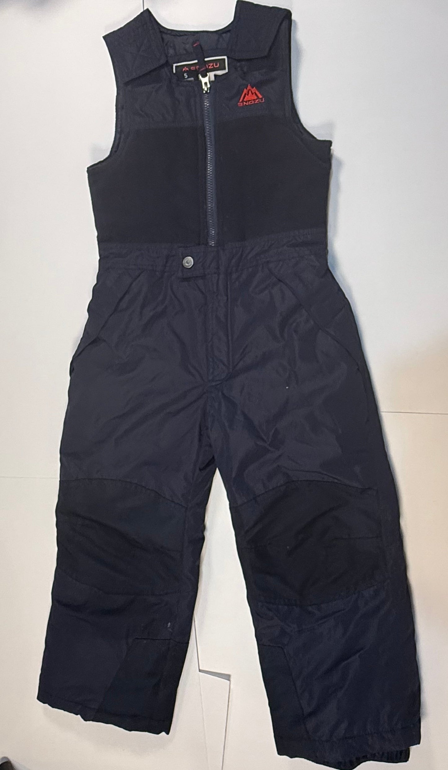 #180 Boys 5 Winter Snow Jacket and Snowpants