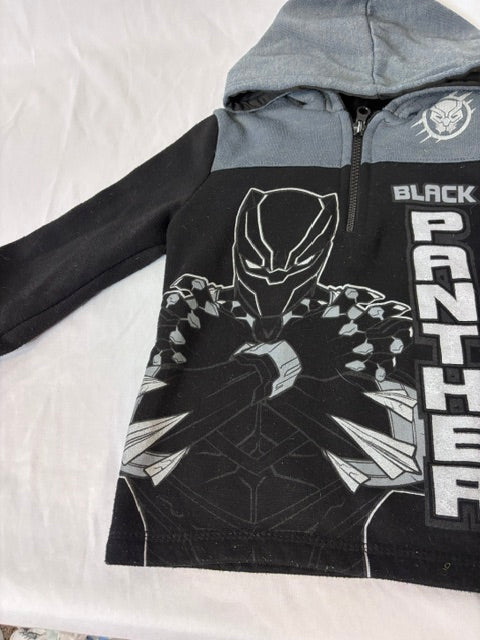 #90 Marvel Black Panther zip-up hoodie Boys size 4T