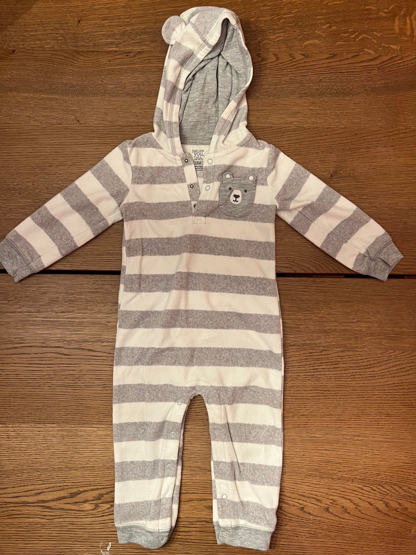 45236 (Kenwood) // Carter’s Just For You 18M fleece jumper with ears on hood