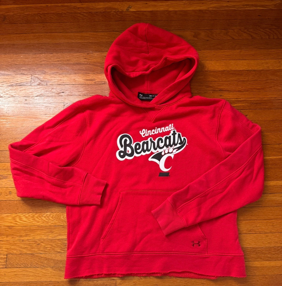 #127 Under Armour Bearcats Hoodie Women's S