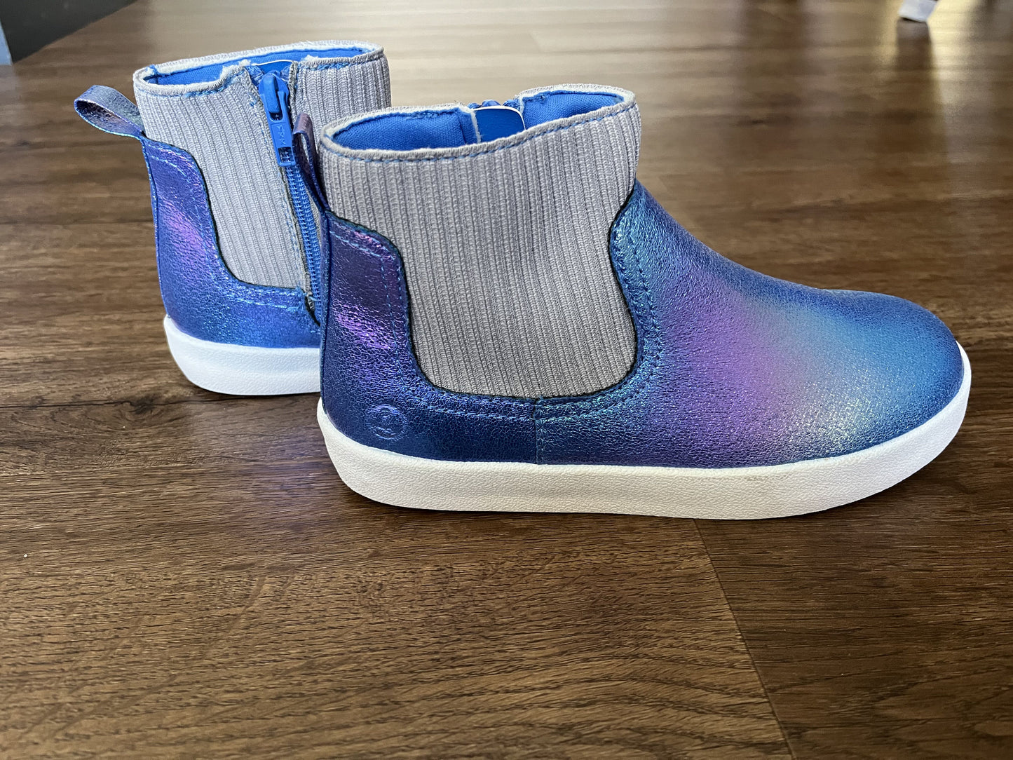 #124 Never Worn Lands' End Iridescent Zipper Booties Girls Size 3