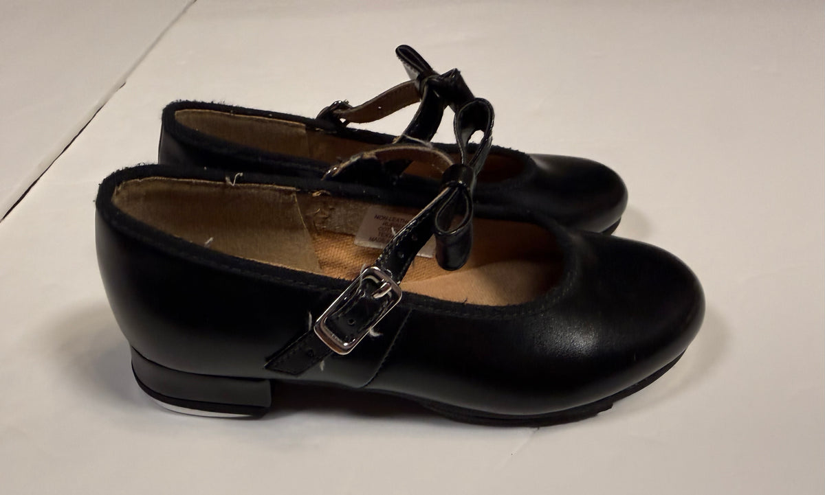 #141 Girls Size 10.5 Bloch Black Tap Shoes