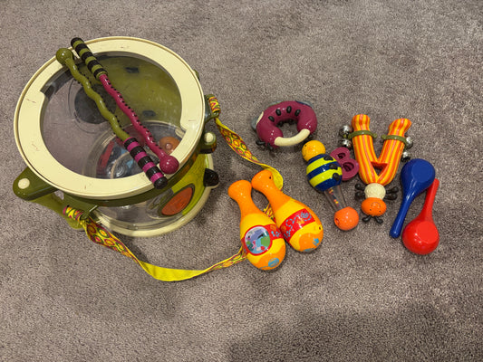 #138 -  - GUC Drum w/Instruments - PU 45236