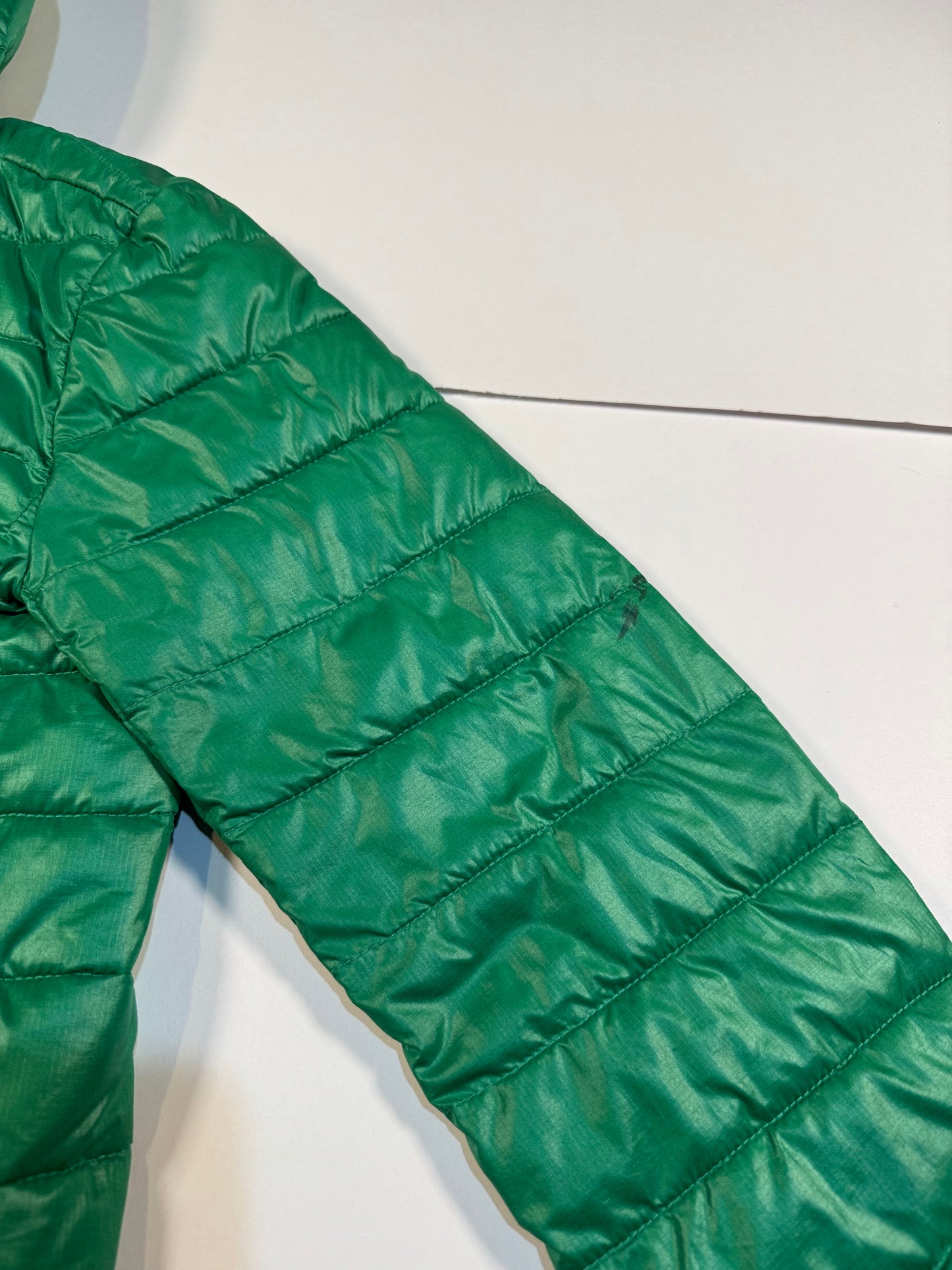 #180 Unisex Boys/Girls 8-9 Primary Green Puffer Jacket (2 of 2 available)