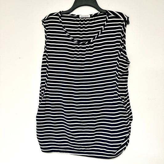 #87 Small show xxl nursing shirt