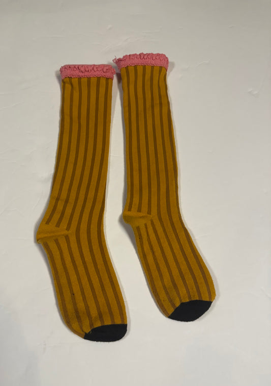 #141 Girls 4-6 Little Stocking Company Pencil Lace Top Socks