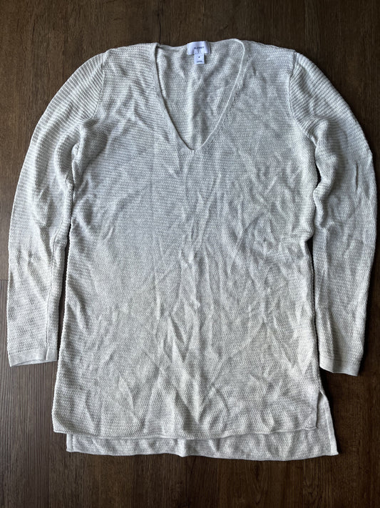 #124 Old Navy Women's Light Gray V-Neck Tunic Sweater Size M