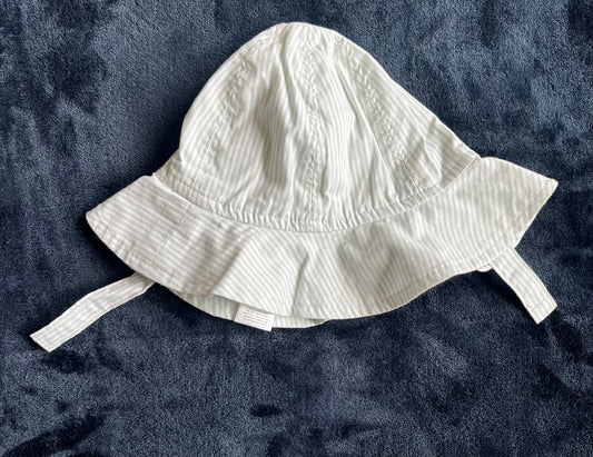 Seller #13 Carter’s 3 months girls sun hat
