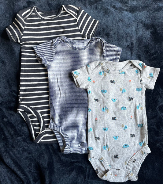 Seller #13 Carter’s 6 months boys onesie bundle