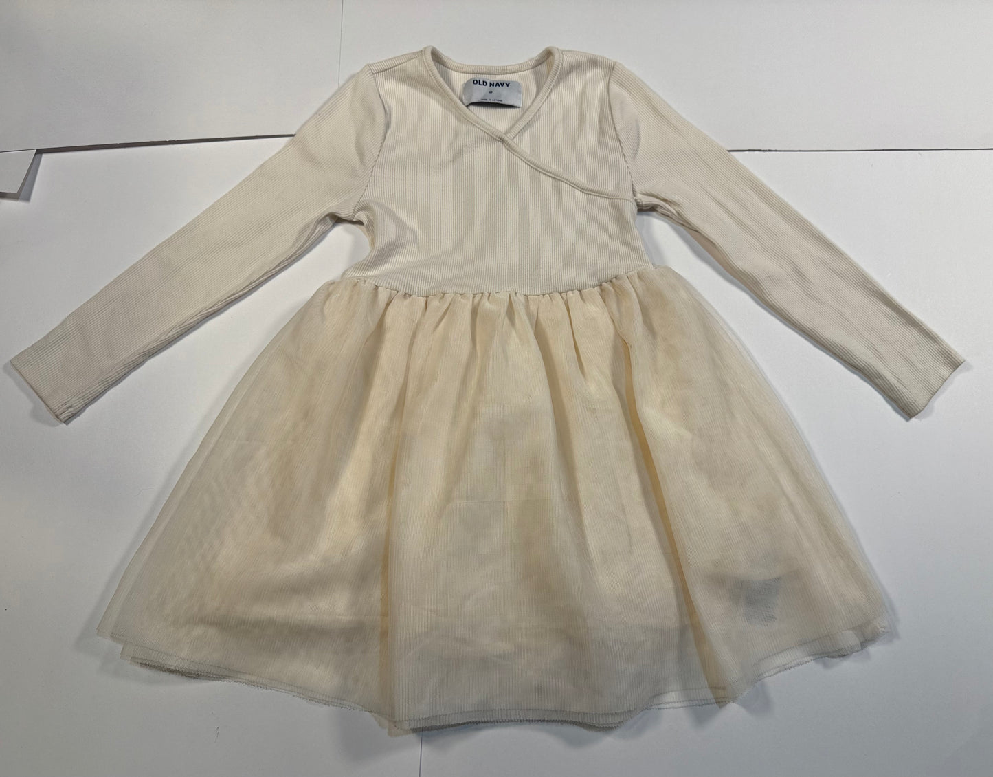 #180 Girls 4T Old Navy Cream Tulle Dress