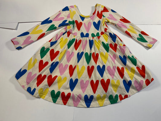#180 Girls 100 (US 4) Hanna Andersson Cream Rainbow  Heart Twirl Dress