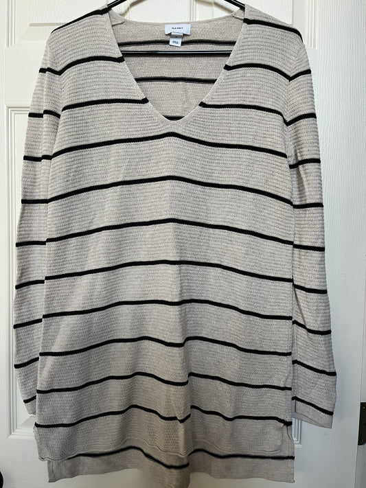 #124 Old Navy Women's Black/Beige V-Neck Tunic Sweater Size M