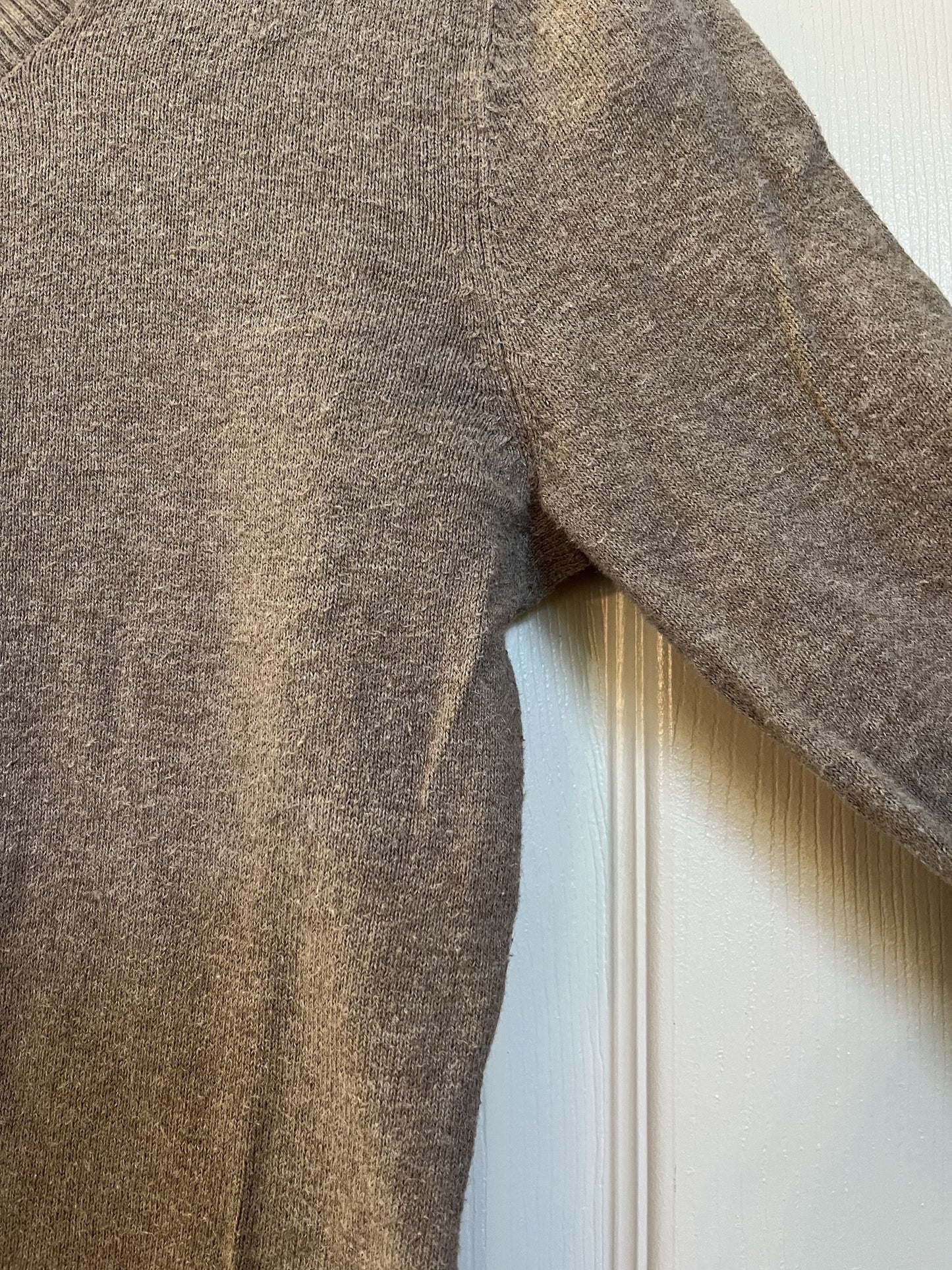 #124 Gap Women's 3/4 Sleeve Taupe Cardigan Size S