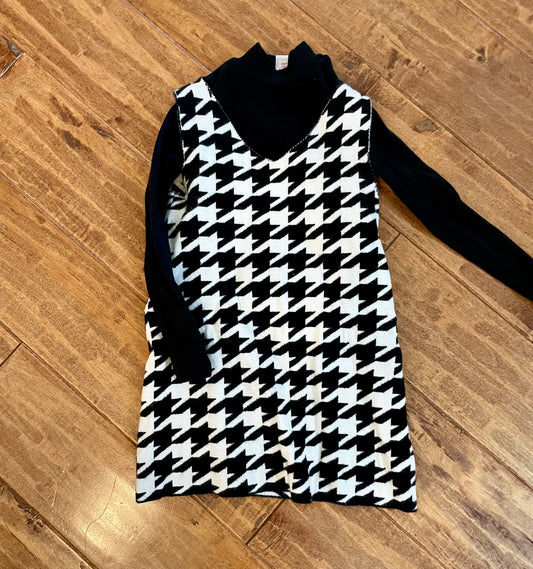 #199 Girls Tahari houndstooth sweater dress size 2T EUC