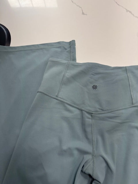 #222 Athleta Elation Flare Pant Women's S/P (Like New)