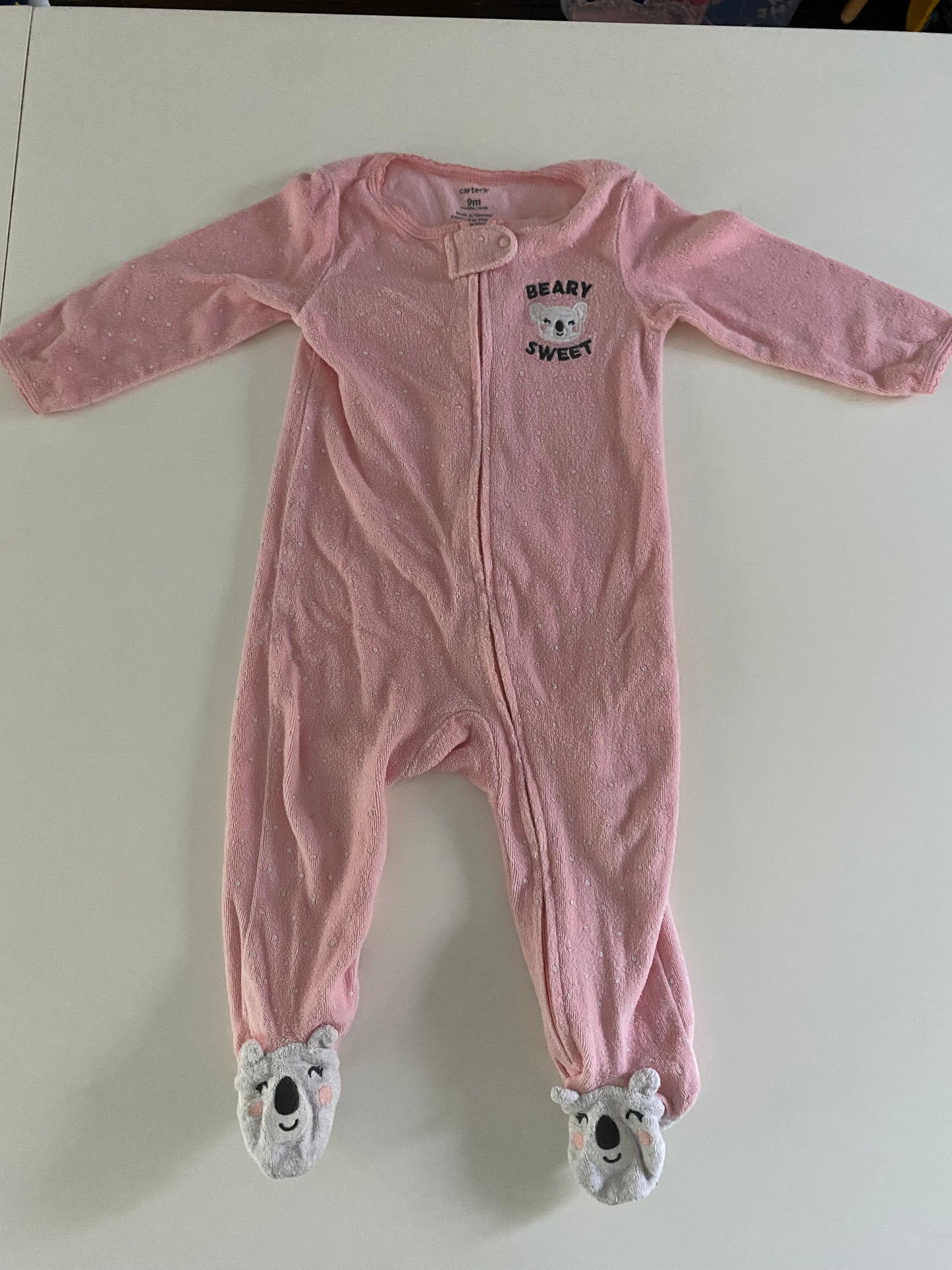 #84B- Girls 9M, Carter’s pink ‘beary sweet’ footed pajamas, GUC