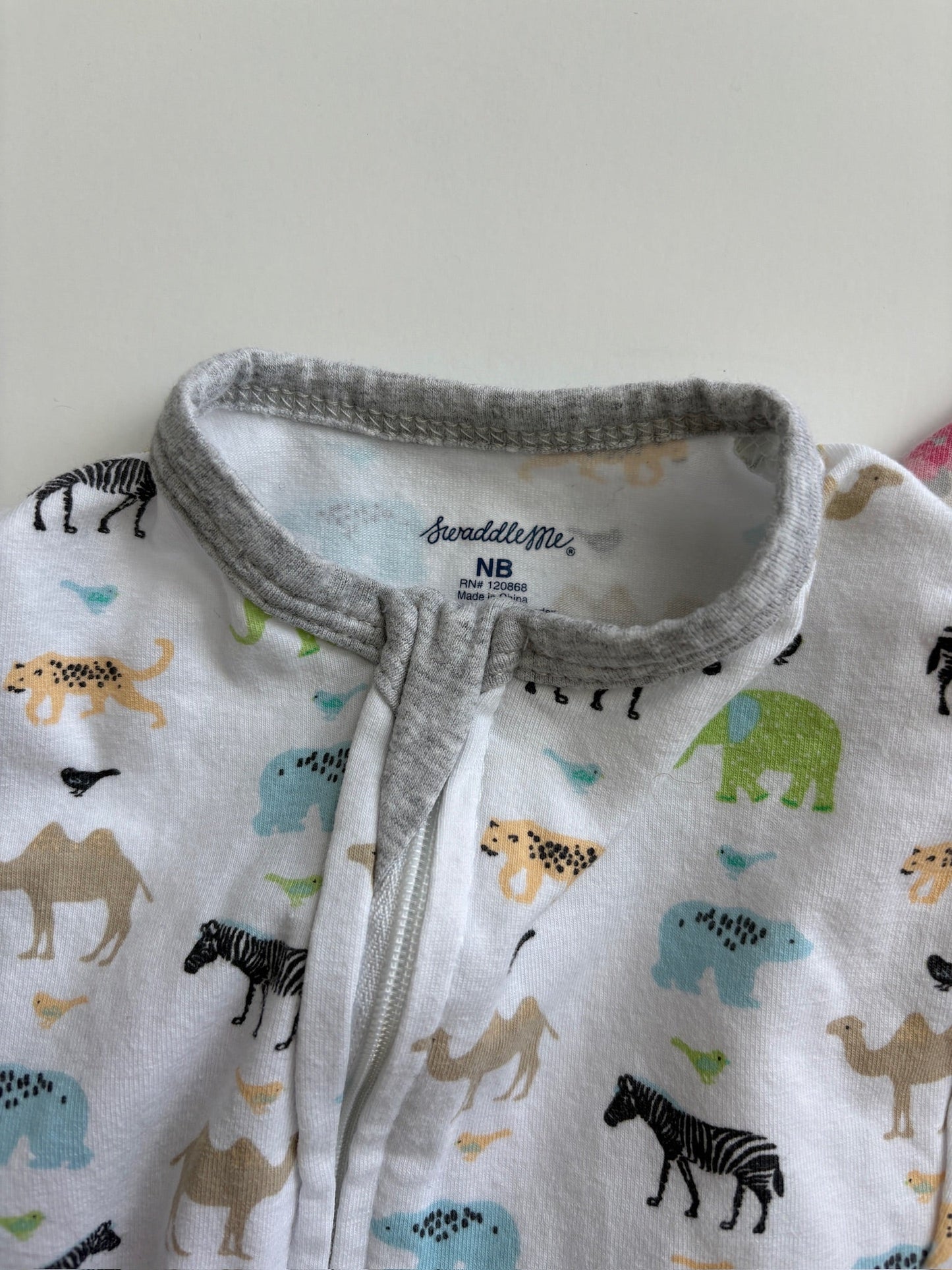 Seller #105 - Newborn Swaddle Pod Bundle GUC