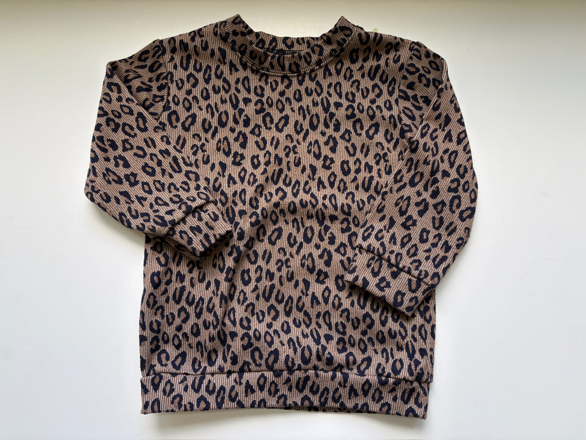 Seller #105 - Girls Size 100 (3T) Shein Cheetah/Leopard Print Pullover GUC